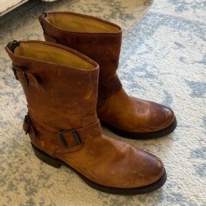 FRYE Brown Leather Buckle Boots